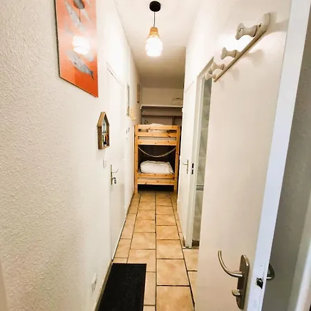 Holiday home Rez De Jardin Climatise Avec Grande Terrasse Gruissan