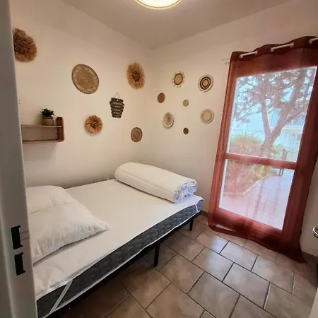 Rez De Jardin Climatise Avec Grande Terrasse Nyaraló *