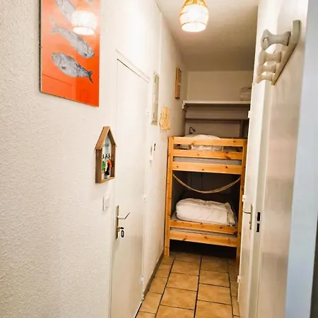 Rez De Jardin Climatise Avec Grande Terrasse Holiday home Gruissan