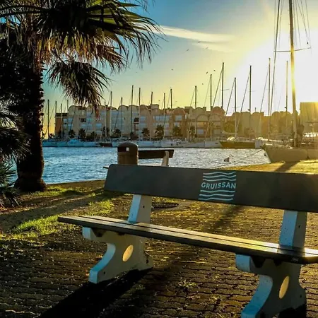Rez De Jardin Climatise Avec Grande Terrasse