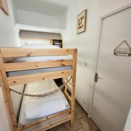 Rez De Jardin Climatise Avec Grande Terrasse Gruissan