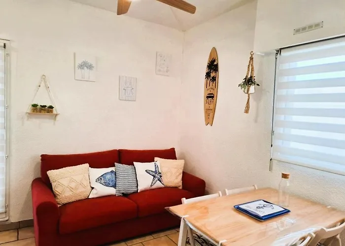 Rez De Jardin Climatise Avec Grande Terrasse 格吕桑